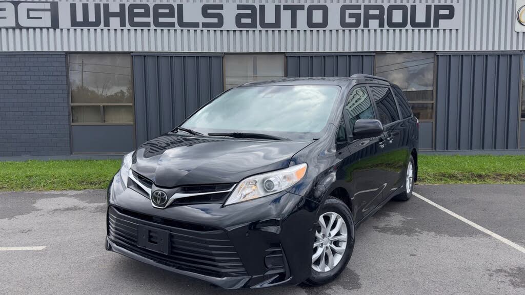 Toyota Sienna LE 8-Passenger FWD 2018