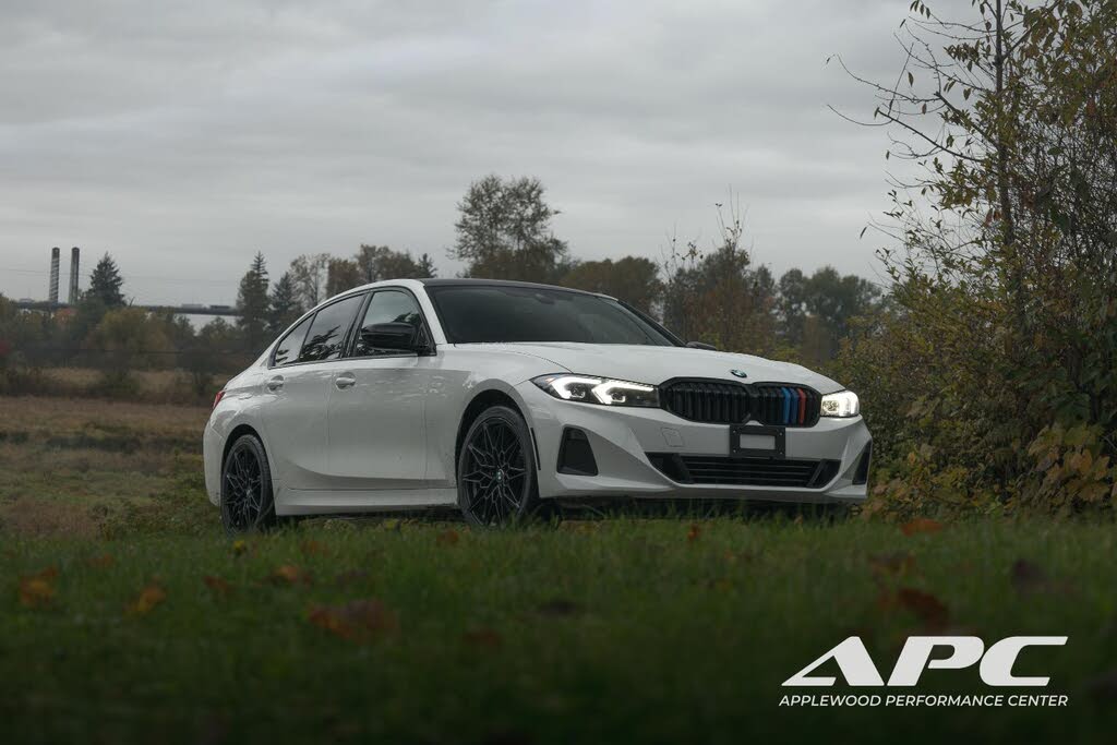 2023 BMW 3 Series 330i xDrive AWD