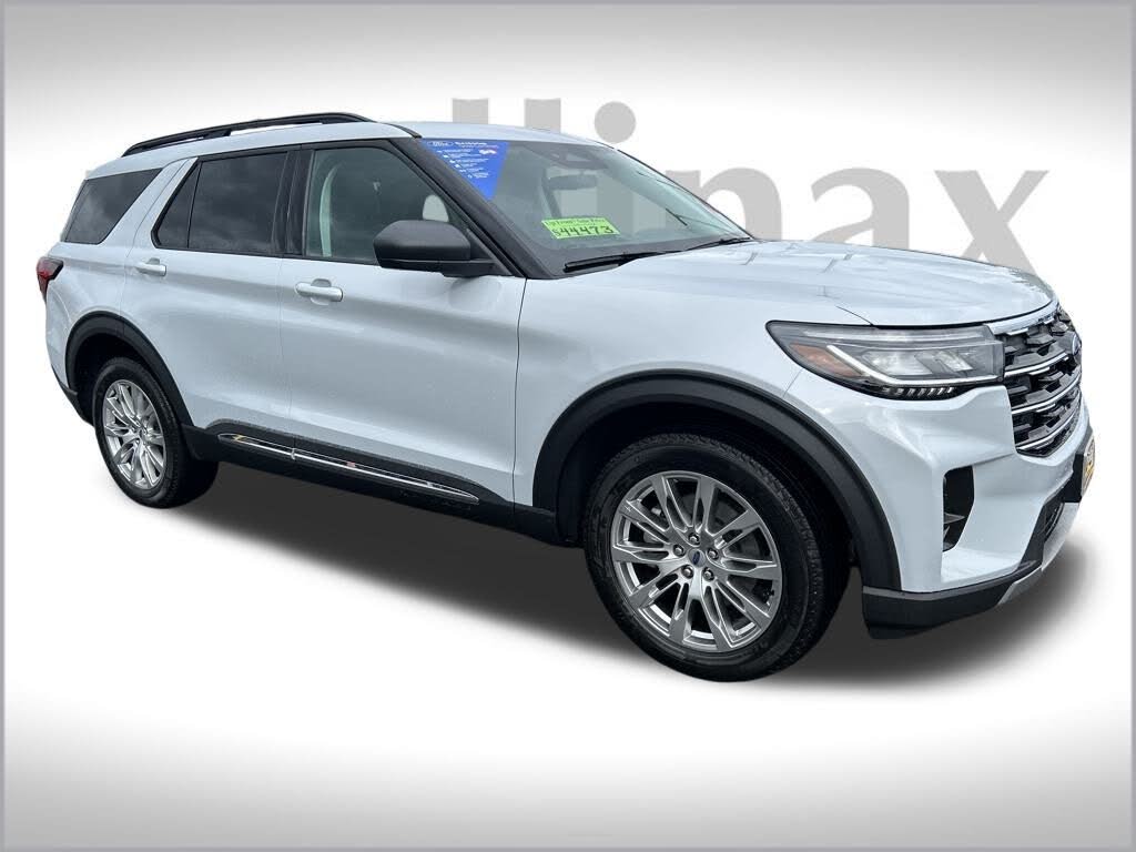 2025 Ford Explorer Active AWD