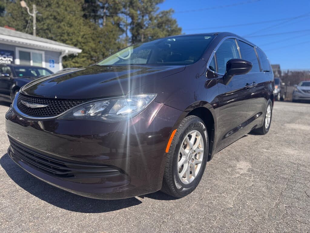 2017 Chrysler Pacifica Touring FWD
