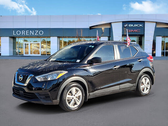 2020 Nissan Kicks S FWD