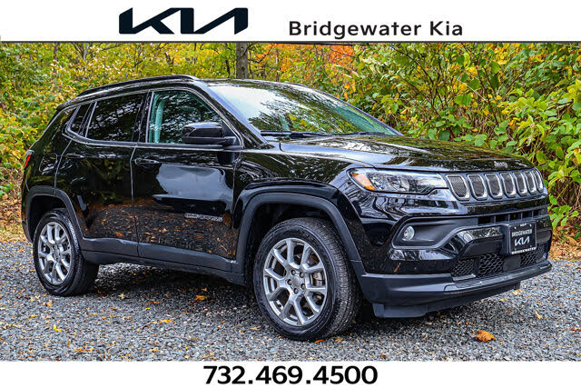 2022 Jeep Compass Latitude Lux 4WD