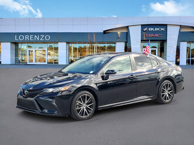 2024 Toyota Camry SE FWD