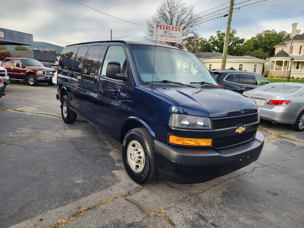 2019 Chevrolet Express Cargo 2500 RWD