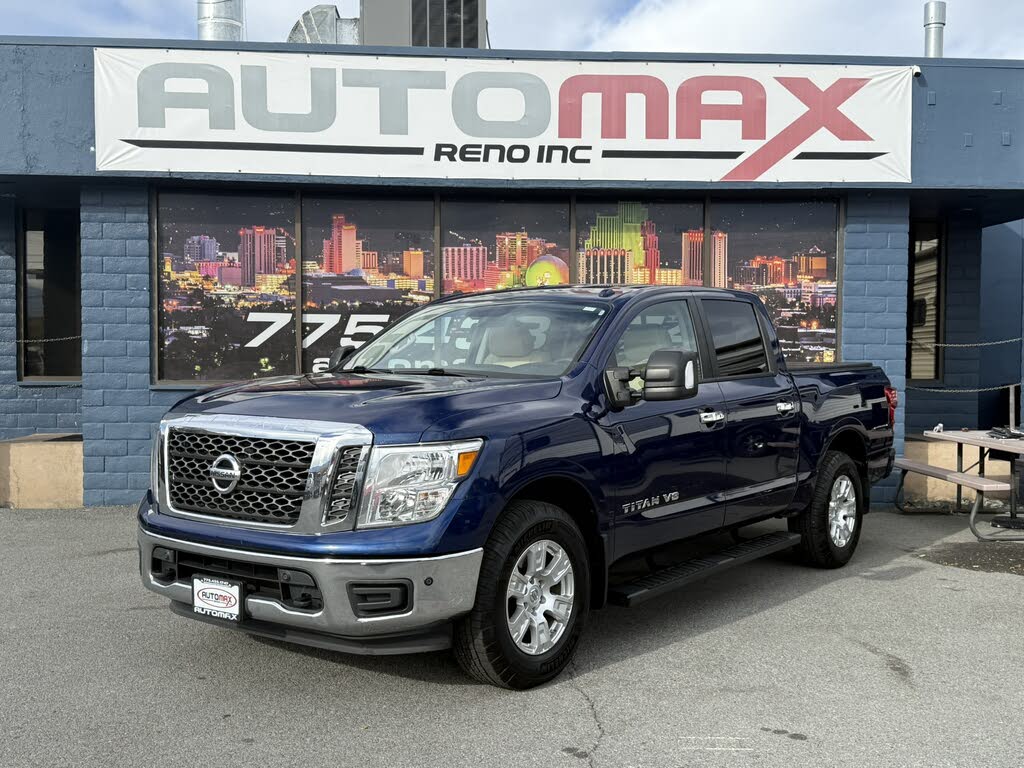 2018 Nissan Titan SV Crew Cab 4WD