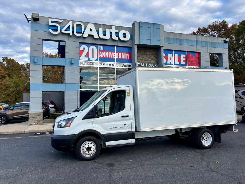 2019 Ford Transit Chassis 350 HD 9950 GVWR 156 DRW RWD