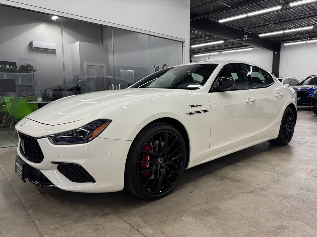 2022 Maserati Ghibli Modena Q4 AWD