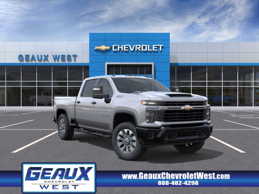 2026 Chevrolet Silverado 2500HD Custom Crew Cab 4WD