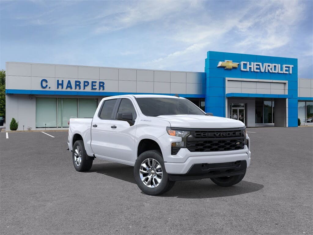 2026 Chevrolet Silverado 1500 Custom Crew Cab 4WD