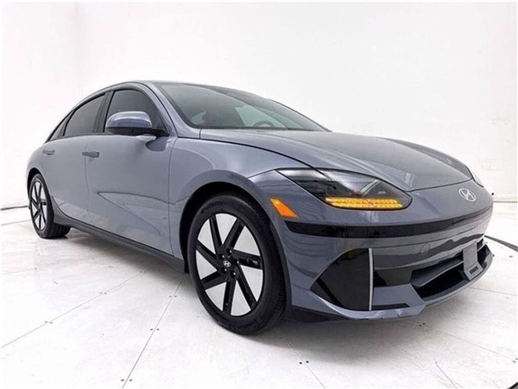 2023 Hyundai Ioniq 6 SE Standard Range RWD