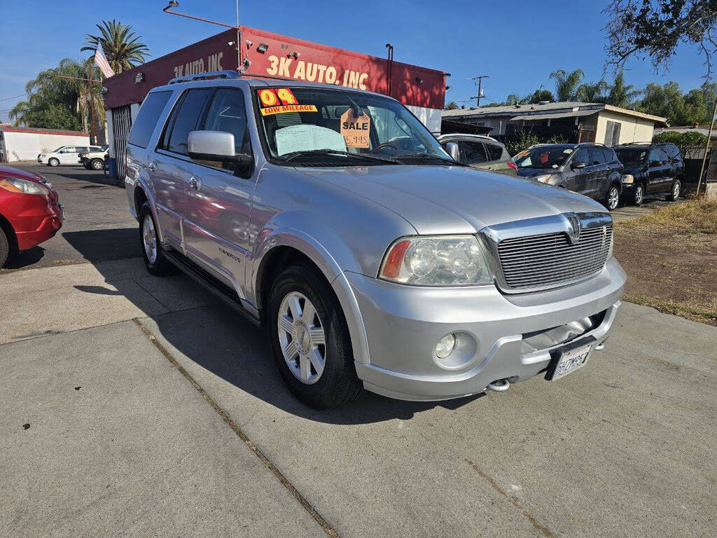 2004 Lincoln Navigator Luxury 4WD