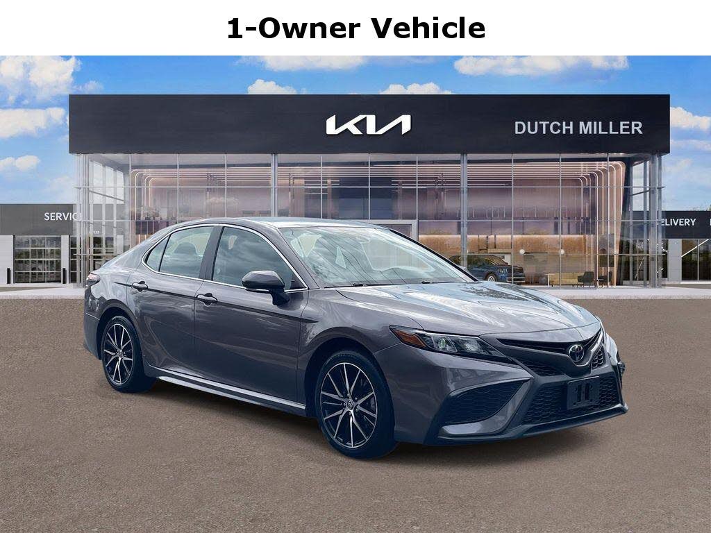 2024 Toyota Camry SE FWD