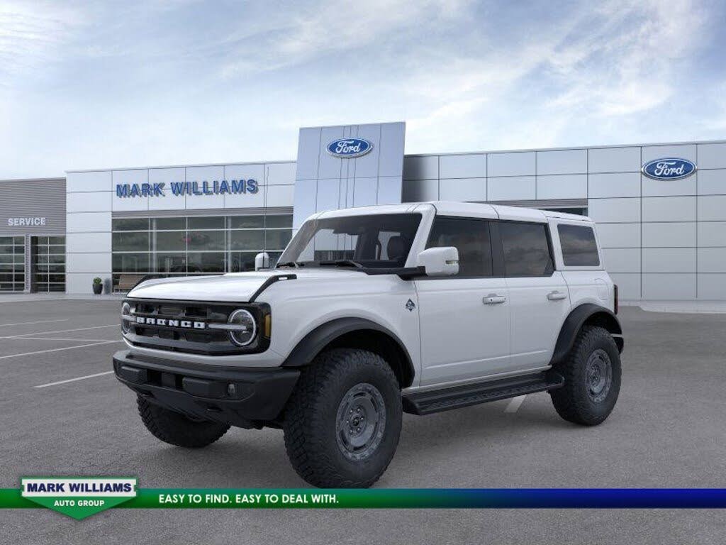 2025 Ford Bronco Outer Banks 4-Door 4WD