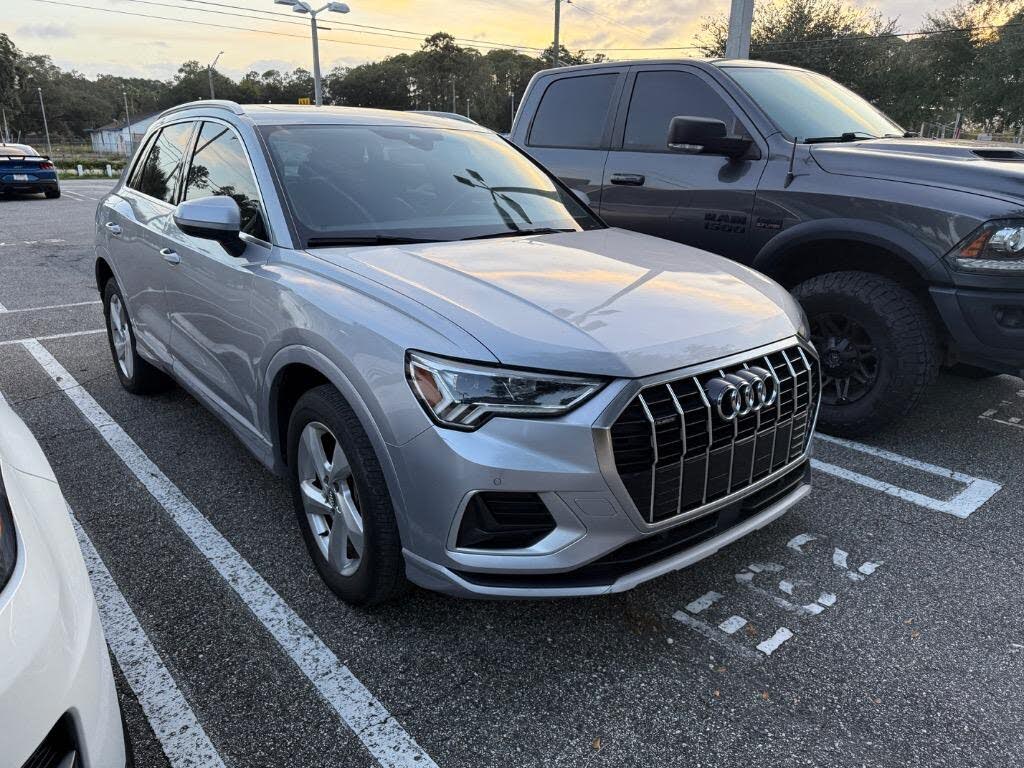 2020 Audi Q3 quattro Premium Plus 45 TFSI