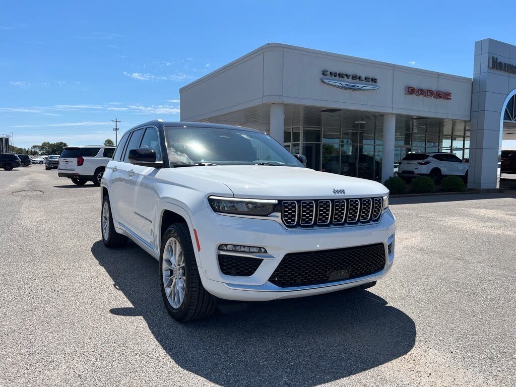 2023 Jeep Grand Cherokee Summit 4WD