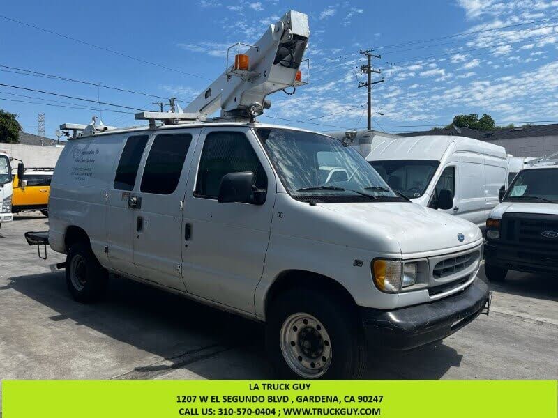 1998 Ford E-Series E-350 STD Econoline Cargo Van