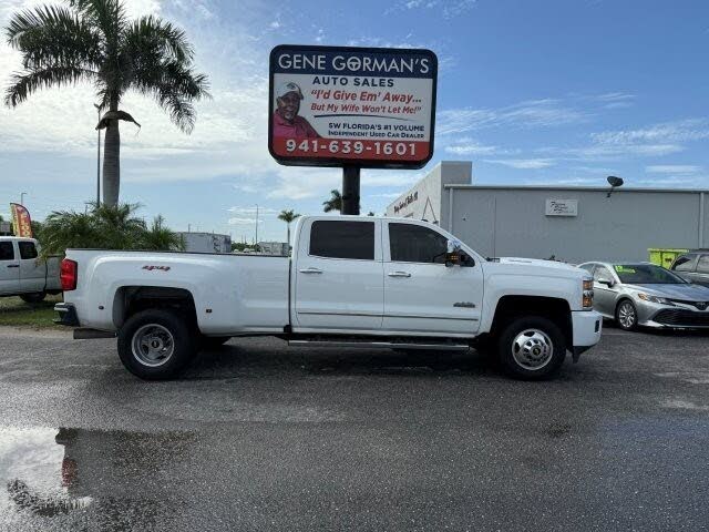 2019 Chevrolet Silverado 3500HD High Country Crew Cab 4WD