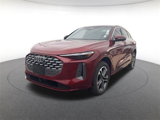 2025 Audi Q5 quattro Premium 40 TFSI