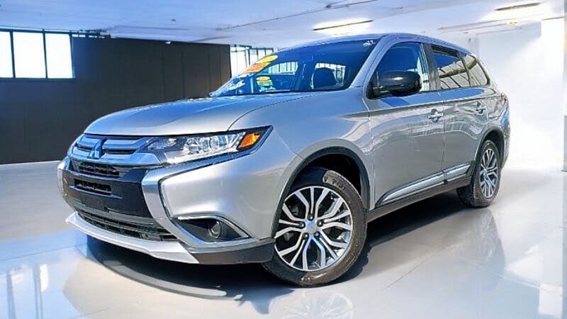 2018 Mitsubishi Outlander ES FWD