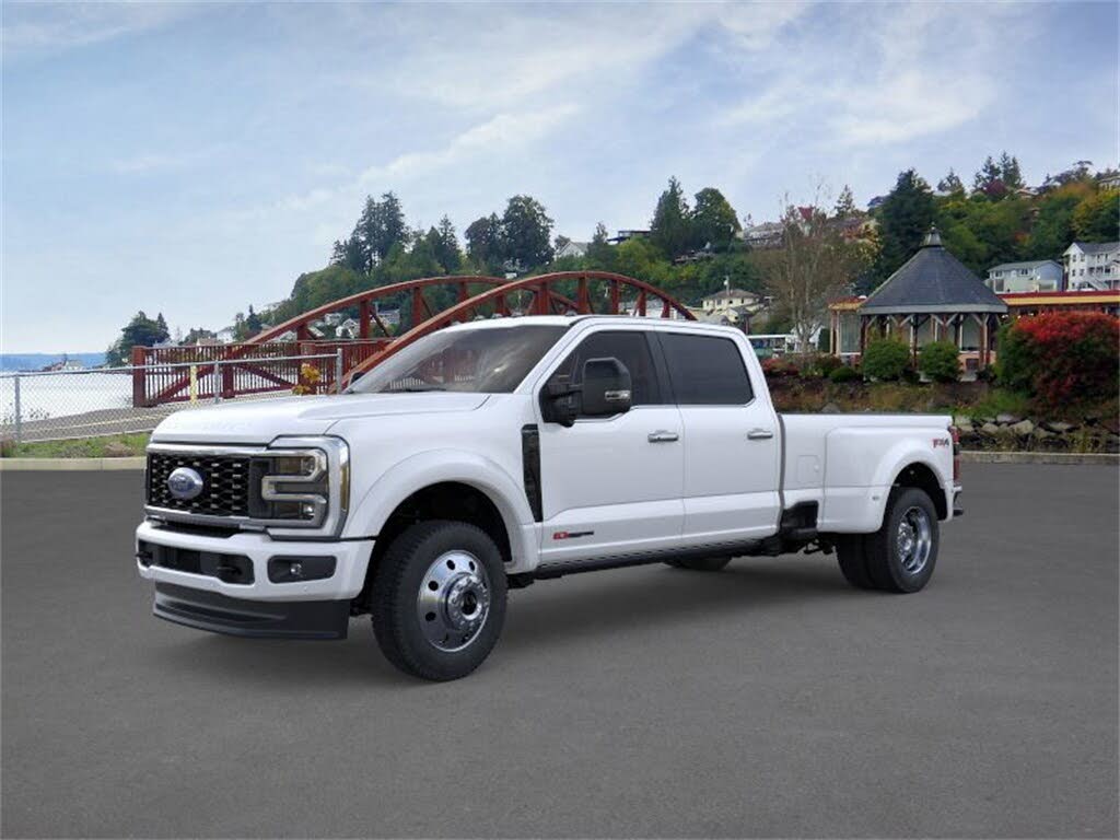 2026 Ford F-450 Super Duty Platinum Crew Cab LB DRW 4WD