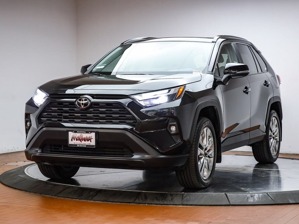 2023 Toyota RAV4 XLE Premium FWD