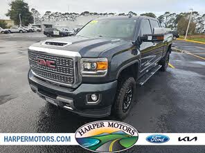GMC Sierra 2500HD Denali Crew Cab 4WD