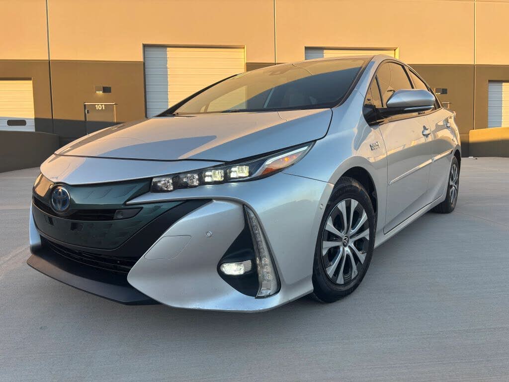 2020 Toyota Prius Prime Limited FWD