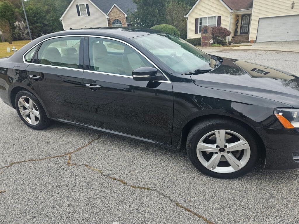 2013 Volkswagen Passat SE