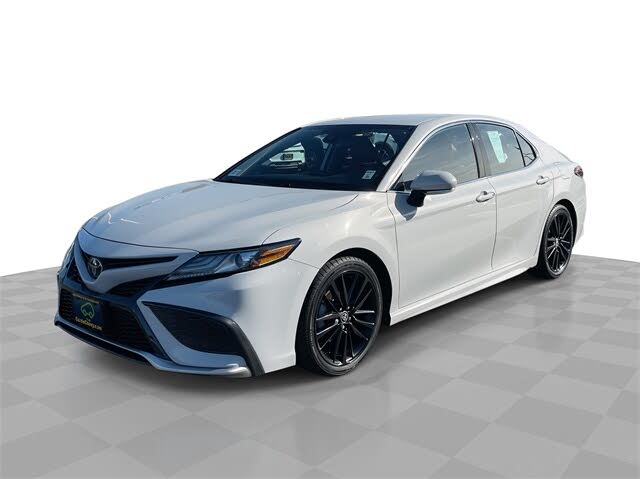 2022 Toyota Camry XSE AWD