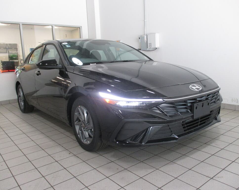 2025 Hyundai Elantra Hybrid Blue FWD