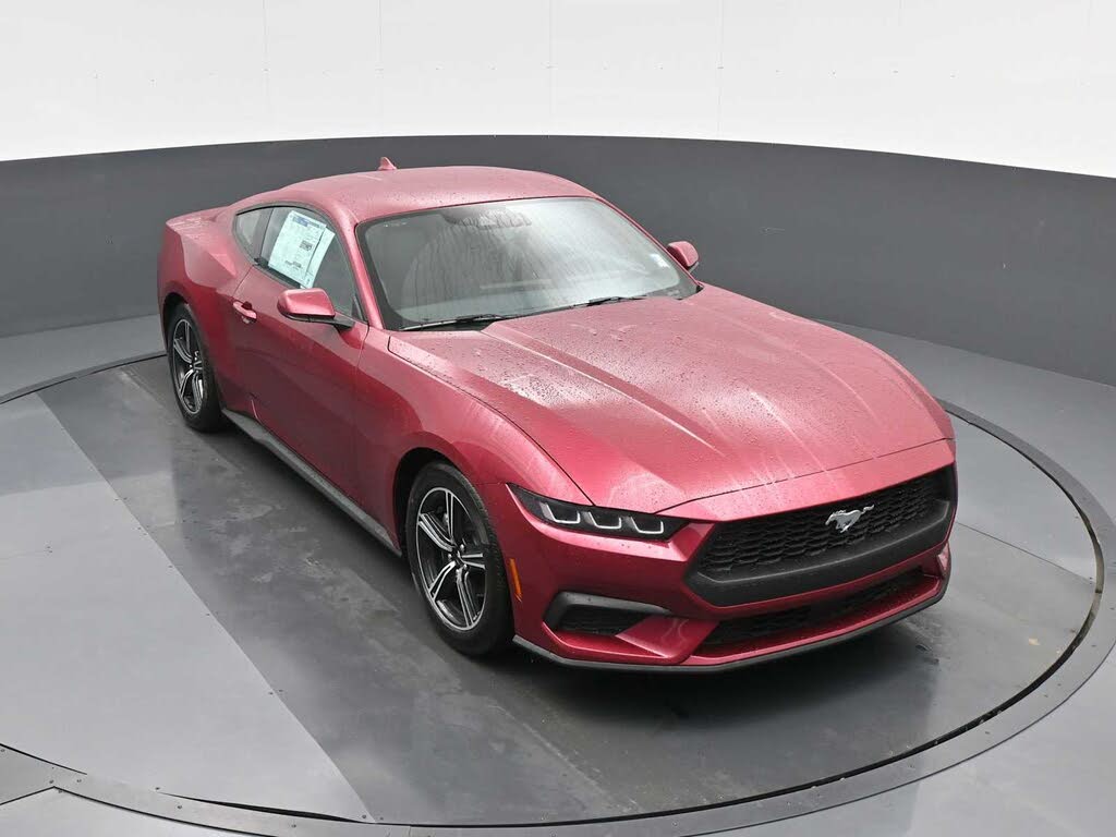 2025 Ford Mustang EcoBoost Fastback RWD