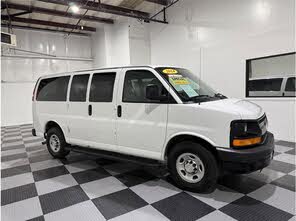 Chevrolet Express 2500 LS RWD