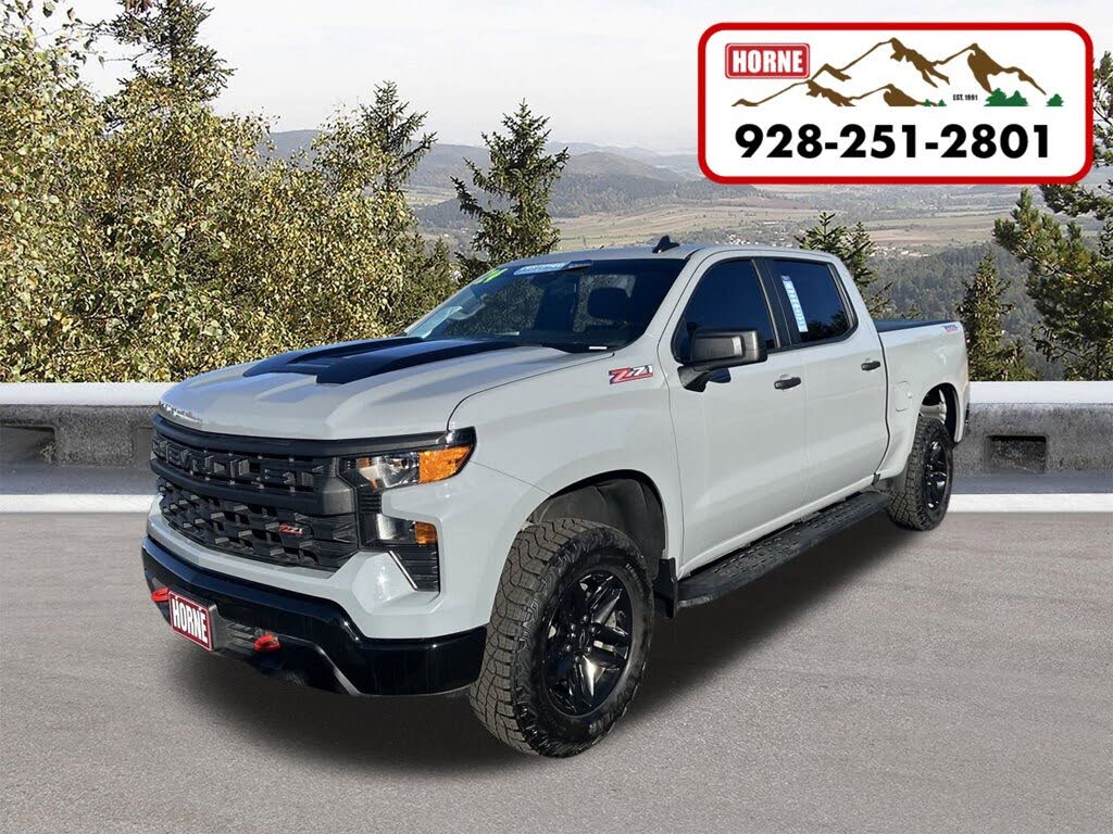 2024 Chevrolet Silverado 1500 Custom Trail Boss Crew Cab 4WD
