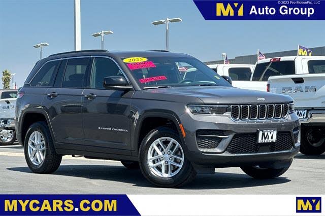 2025 Jeep Grand Cherokee Laredo X 4WD