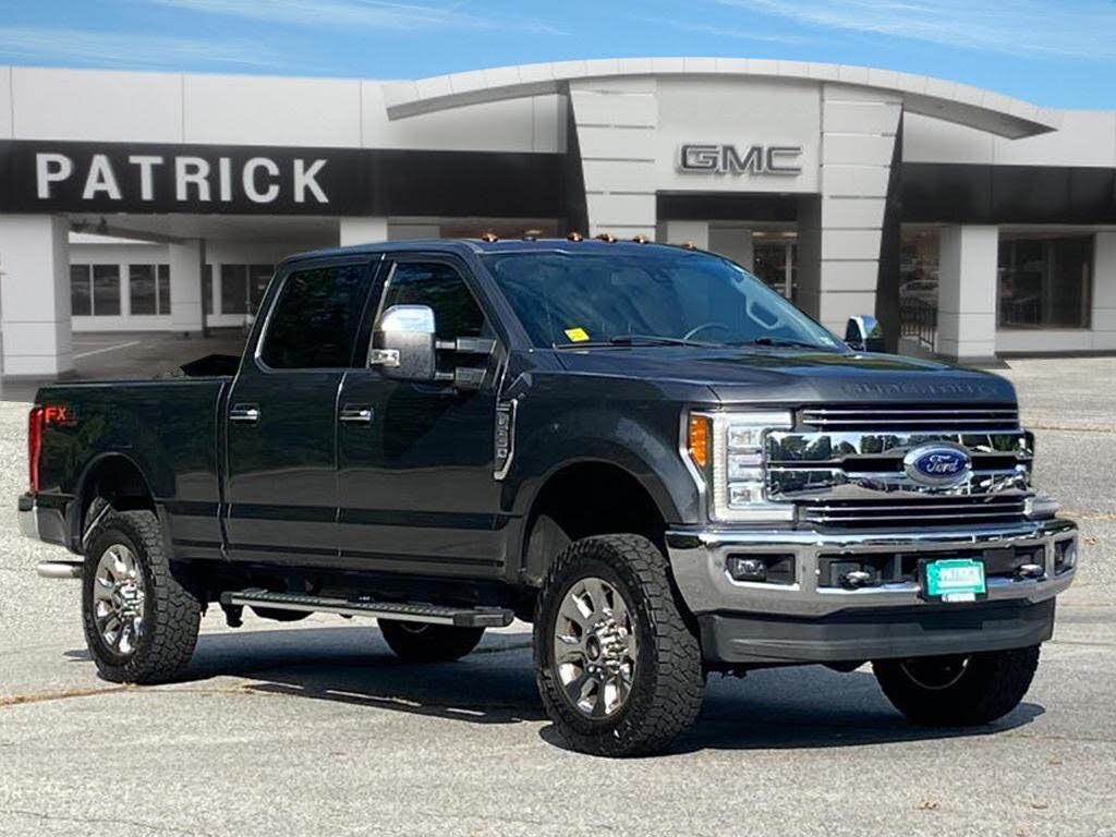 2018 Ford F-250 Super Duty Lariat Crew Cab 4WD
