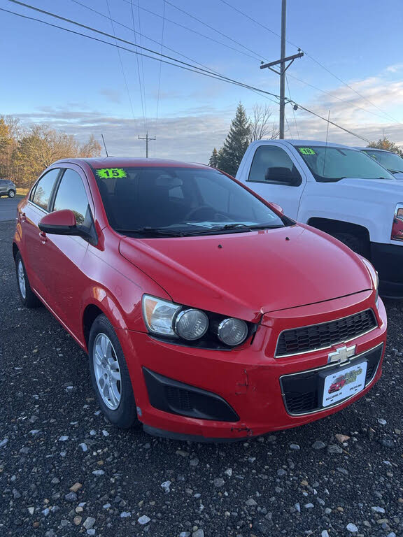 2015 Chevrolet Sonic LT Sedan FWD