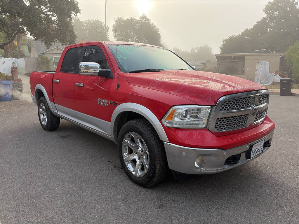 2017 RAM 1500 Laramie Crew Cab 4WD