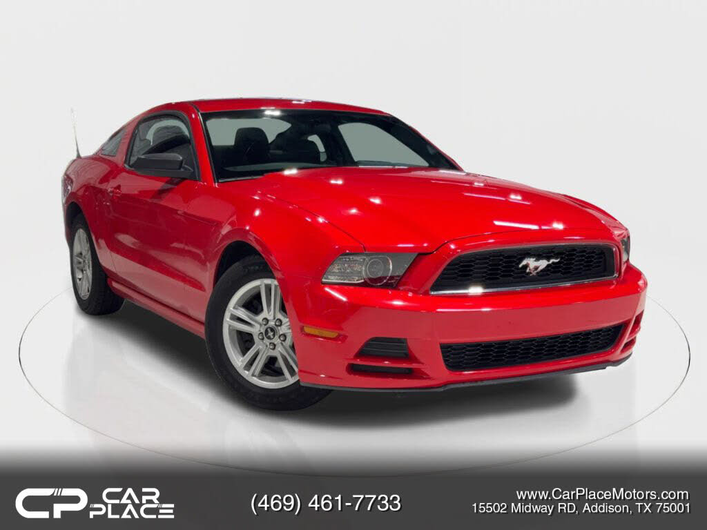 2013 Ford Mustang V6 Coupe RWD