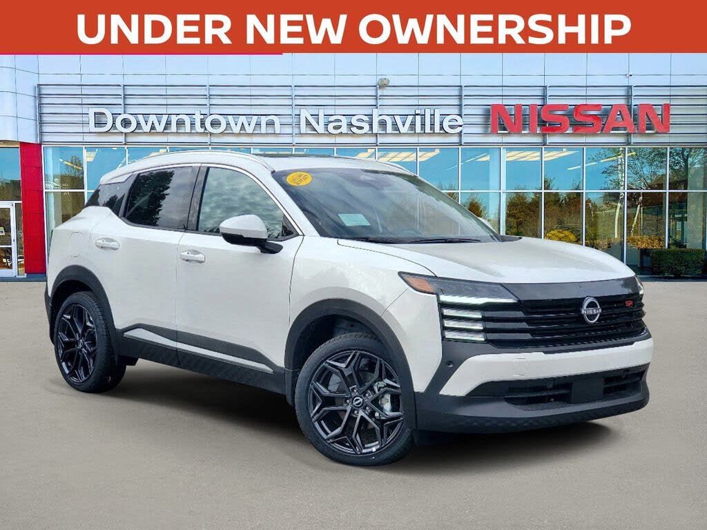 2025 Nissan Kicks SR FWD