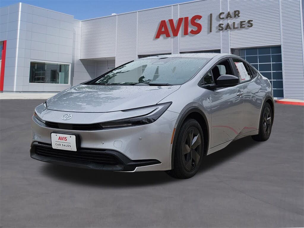 2025 Toyota Prius LE FWD