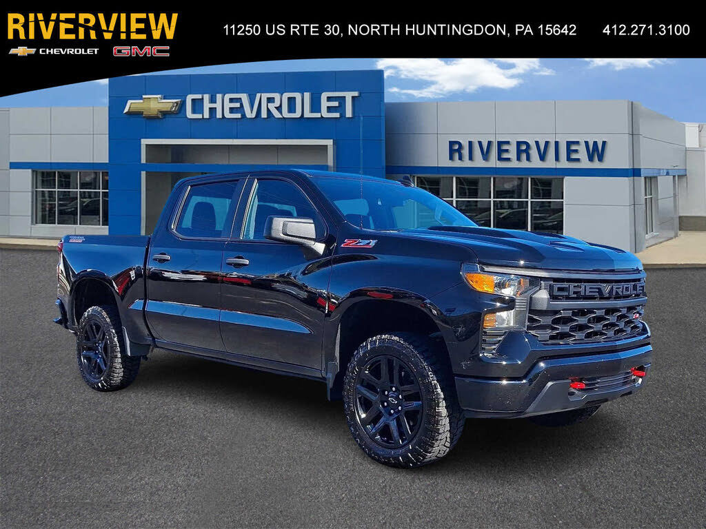 2023 Chevrolet Silverado 1500 Custom Trail Boss Crew Cab 4WD