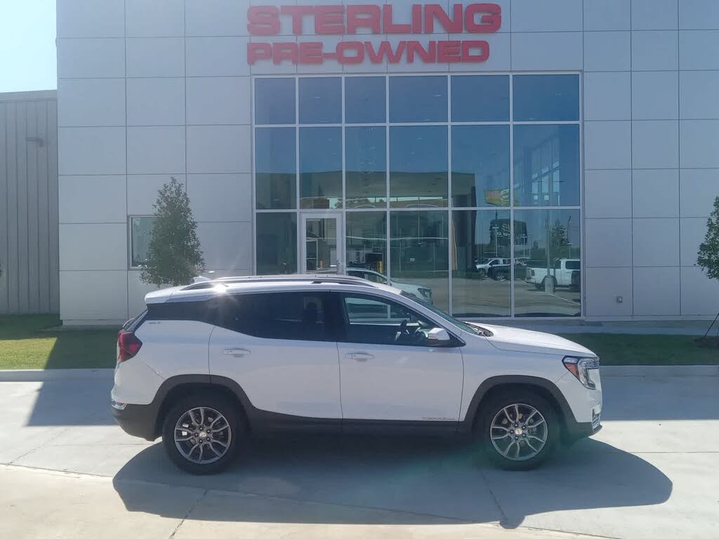 2024 GMC Terrain SLT FWD