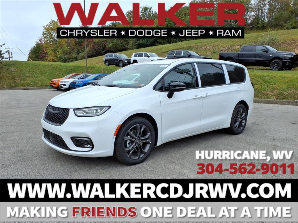 2026 Chrysler Pacifica Select FWD