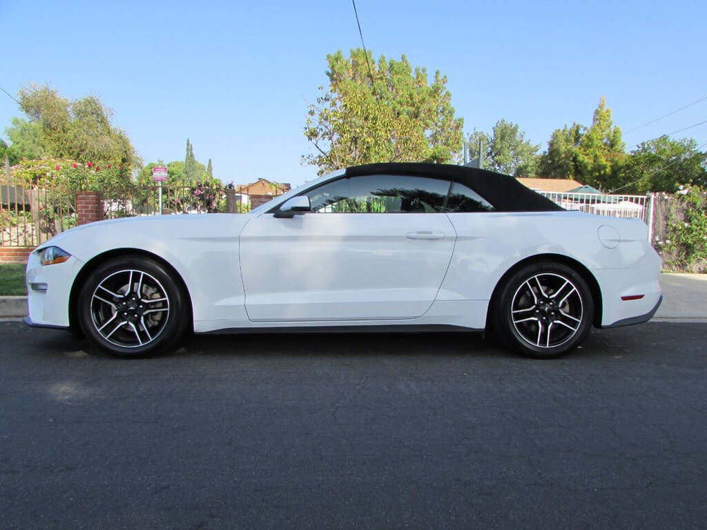 2018 Ford Mustang EcoBoost Premium Convertible RWD
