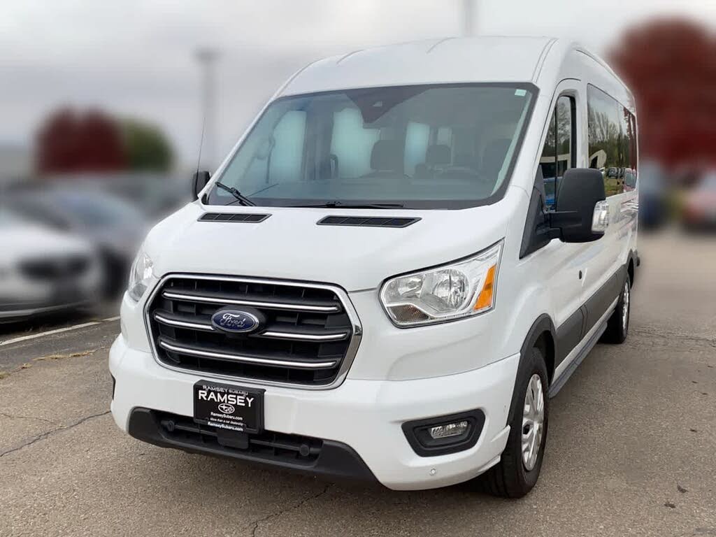 2020 Ford Transit Passenger 350 XLT Medium Roof LWB RWD with Sliding Passenger-Side Door