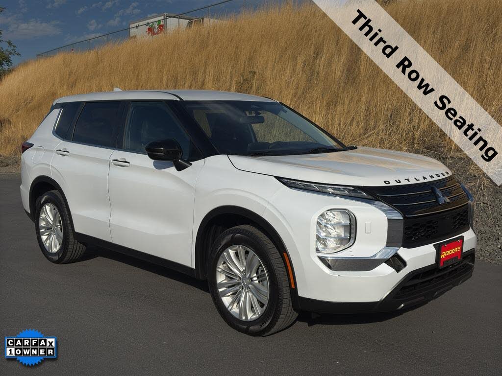 2024 Mitsubishi Outlander ES S-AWC