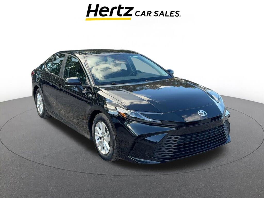 2025 Toyota Camry LE FWD