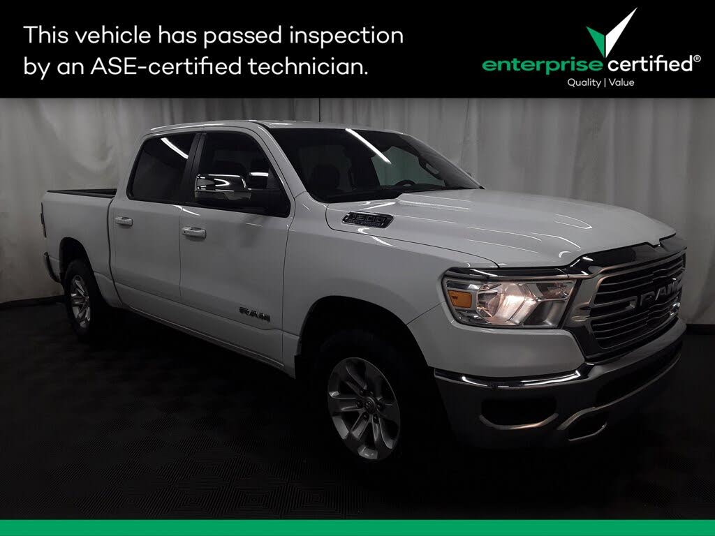 2024 RAM 1500 Laramie Crew Cab 4WD