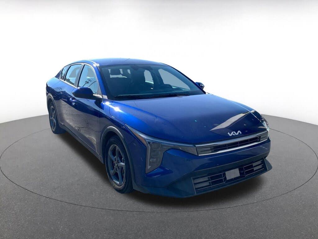 2025 Kia K4 LXS FWD