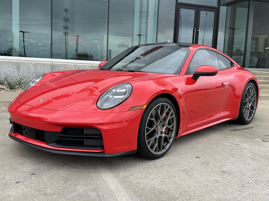 2025 Porsche 911 Carrera S Coupe RWD